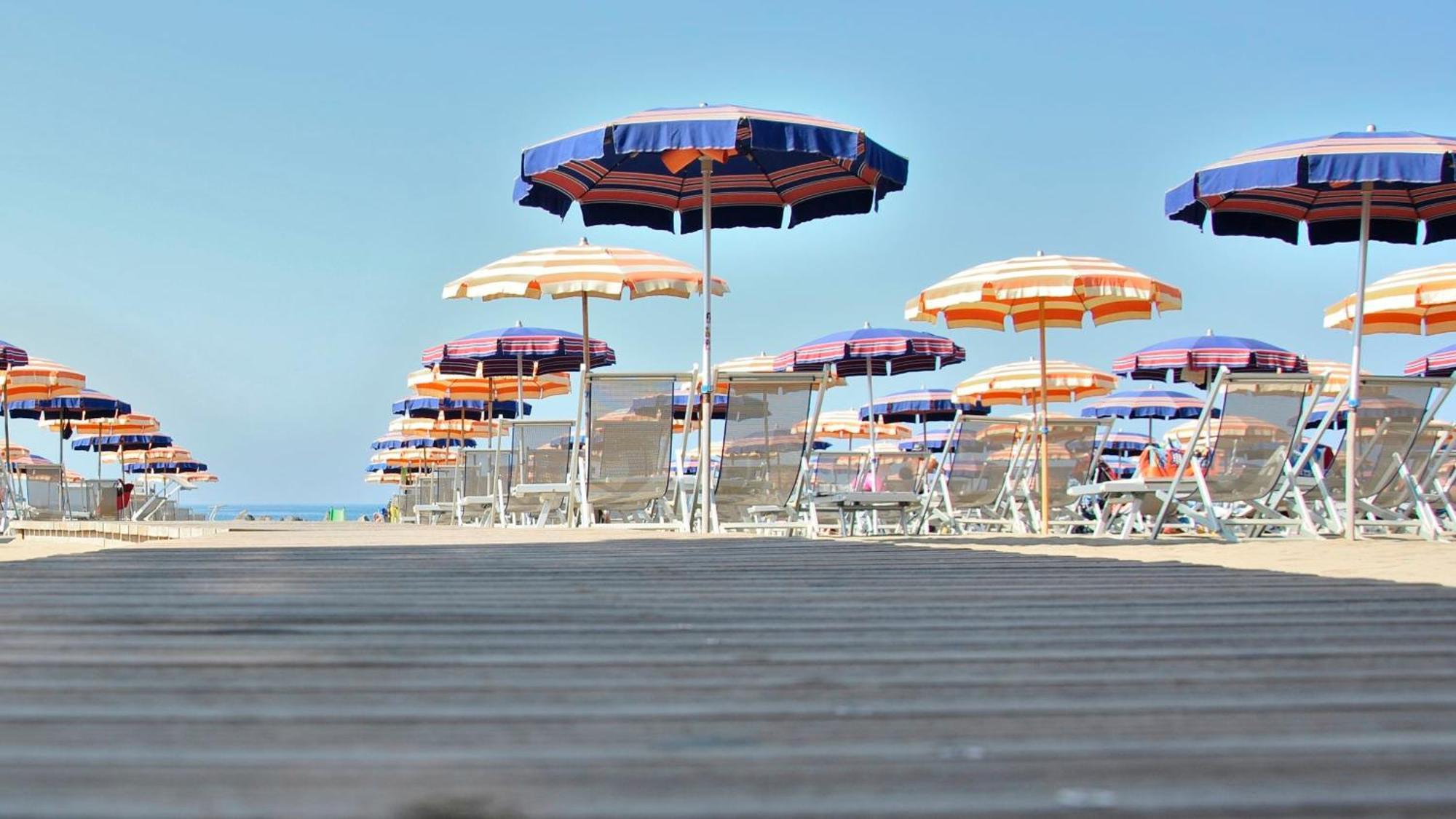 Campeggio Italia Marina di Massa Eksteriør bilde