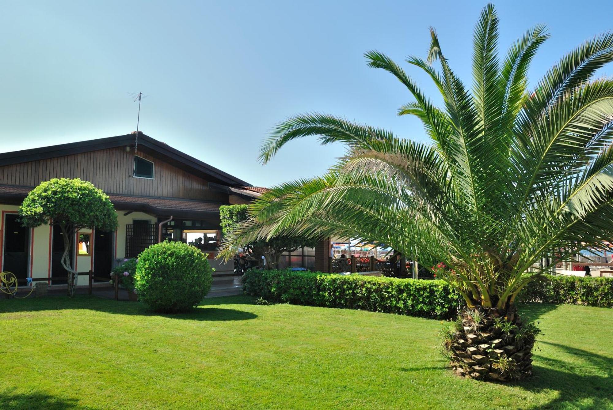 Campeggio Italia Marina di Massa Eksteriør bilde